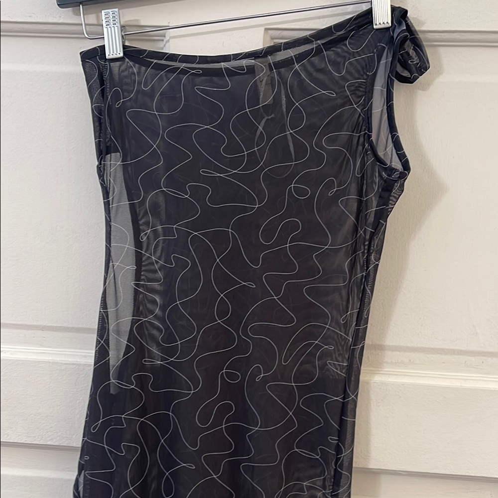 Chic Black Long Sleeve Swim Coverup - Picture 4 of 7
